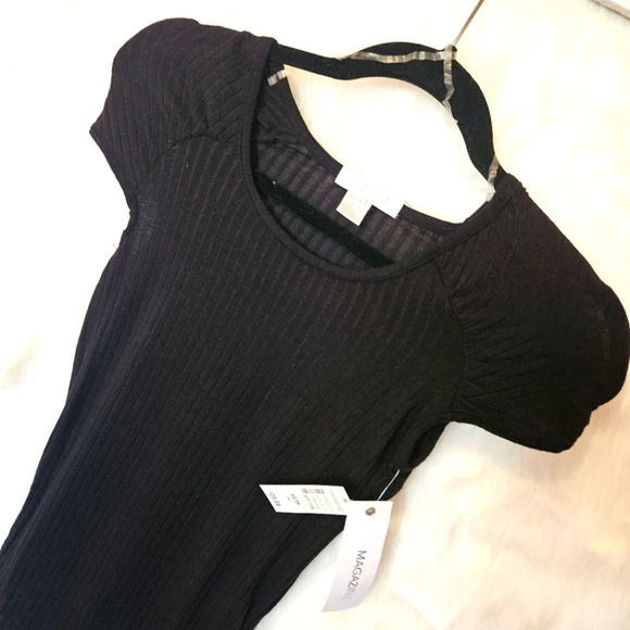 Magazine Classic Ribbed Cap Sleeve Shirt - Picture 2 of 6